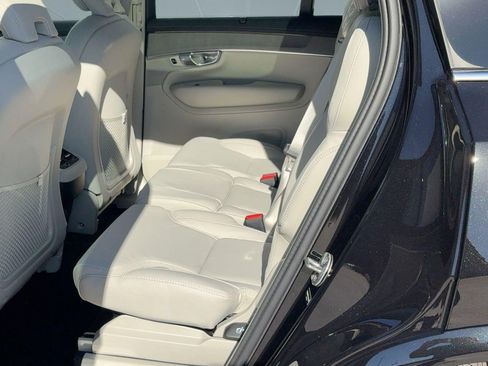 New 2026 Volvo XC90 B6 Ultra w/ Protection Package image 14