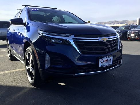 Used 2022 Chevrolet Equinox LT image 1