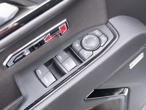 Used 2023 GMC Sierra 1500 AT4 w/ Technology Package image 16