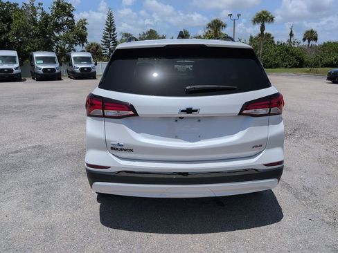 Used 2022 Chevrolet Equinox RS w/ RS Leather Package FWD image 4