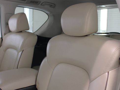 Used 2019 Nissan Armada SL w/ Premium Package image 38