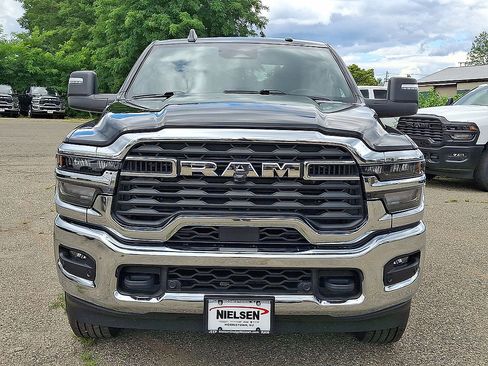 Used 2026 RAM 2500 Big Horn AWD/4WD image 35