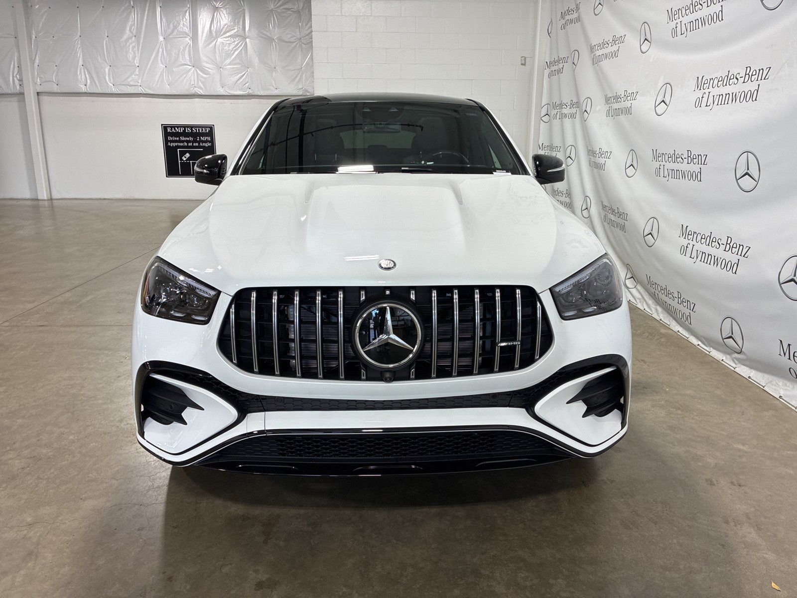 New 2026 Mercedes-Benz GLE 53 AMG 4MATIC Coupe image 3