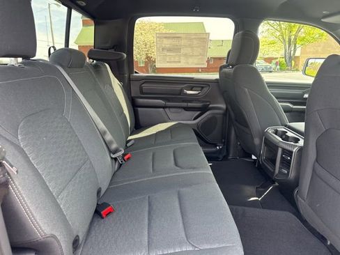 New 2026 RAM 1500 Express AWD/4WD image 11