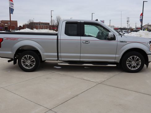 Used 2020 Ford F150 Lariat w/ Equipment Group 501A Mid image 5
