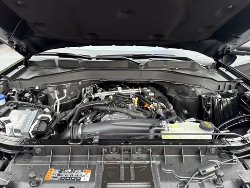 New 2026 Ford Explorer Active w/ Active Comfort Package AWD/4WD image 34