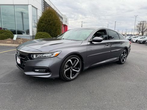 Used 2019 Honda Accord Sport image 3