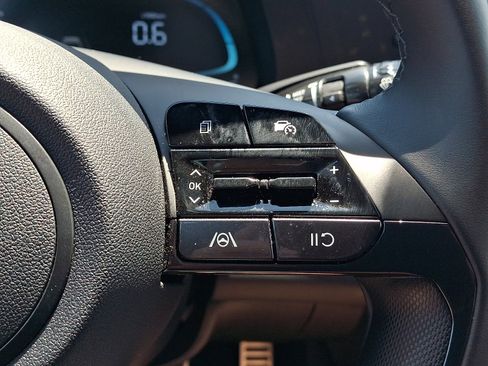 Certified 2025 Hyundai Elantra Sport FWD image 21