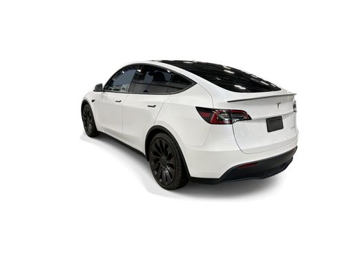 Certified 2023 Tesla Model Y Performance AWD/4WD image 4