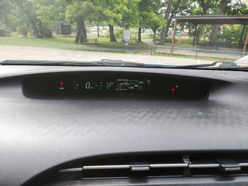Used 2010 Toyota Prius Two FWD image 14