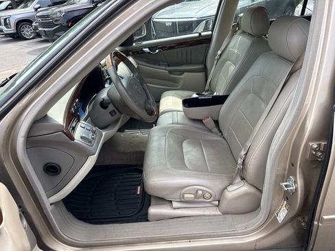 Used 2005 Cadillac De Ville DHS w/ Equipment Group FWD image 6