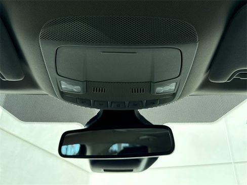 Used 2022 Ford Edge SEL w/ Sport Appearance Package image 24