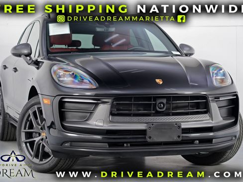 Used 2024 Porsche Macan Turbo image 2