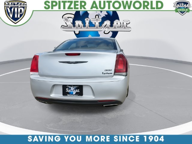 Used 2023 Chrysler 300 Touring w/ Sport Appearance Package RWD image 9