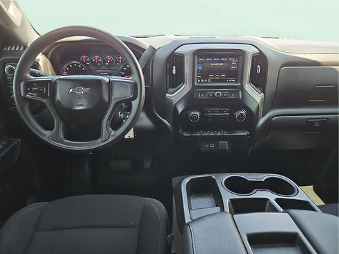 Used 2021 Chevrolet Silverado 1500 Custom Trail Boss AWD/4WD image 9