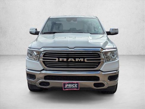 Used 2024 RAM 1500 Laramie AWD/4WD image 2