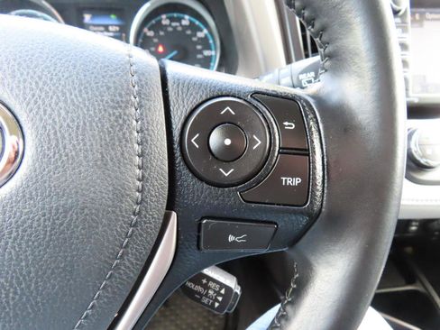 Used 2018 Toyota RAV4 Limited w/ Advanced Technology Package image 29