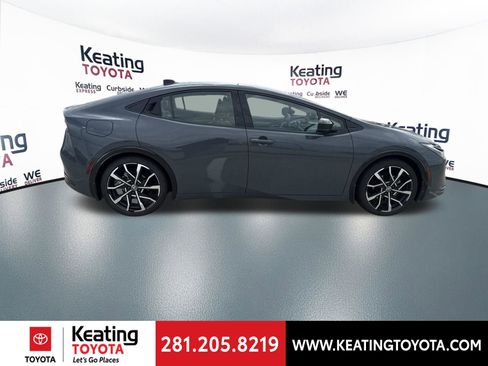 Used 2024 Toyota Prius Prime Premium w/ Advanced Technology Package FWD image 8