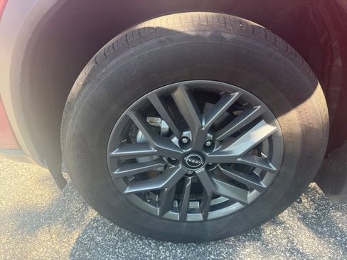 Certified 2025 Nissan Rogue S AWD/4WD image 31