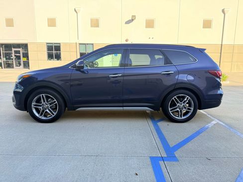 Used 2017 Hyundai Santa Fe Limited image 8