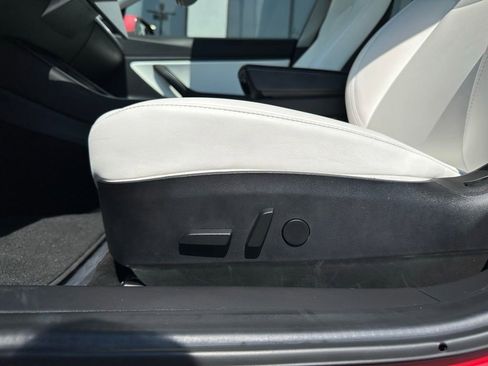 Used 2018 Tesla Model 3 Long Range image 18