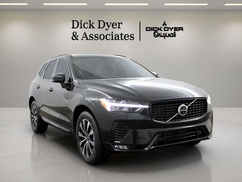 Certified 2025 Volvo XC60 B5 Plus w/ Protection Package Premier AWD/4WD image 2