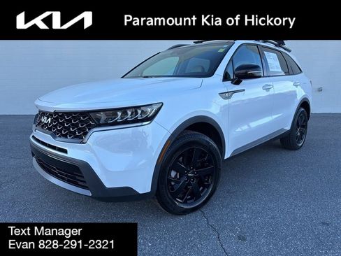 Used 2023 Kia Sorento S w/ Panoramic Sunroof Package image 1