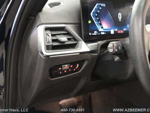 Used 2023 BMW 330i Sedan w/ Driving Assistance Package image 27