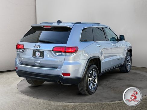 Used 2021 Jeep Grand Cherokee Limited AWD/4WD image 7