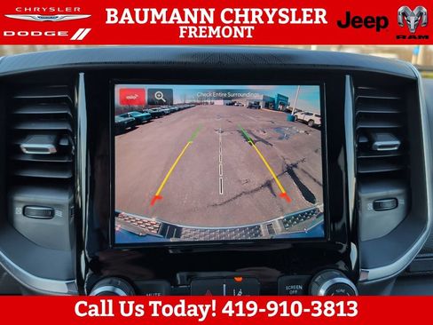 Used 2025 RAM 1500 Big Horn AWD/4WD image 32