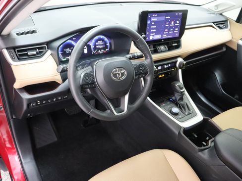 Used 2024 Toyota RAV4 Limited w/ Advanced Technology Package image 13