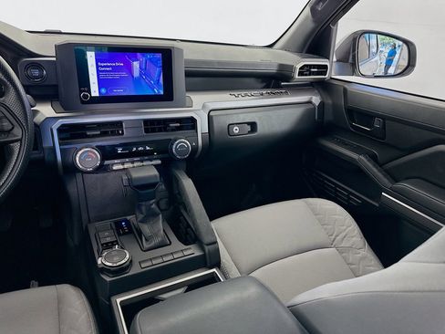 Used 2025 Toyota Tacoma SR5 image 23