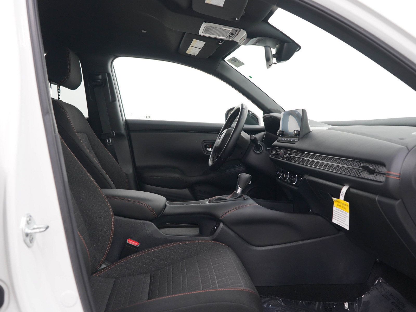Used 2025 Honda HR-V Sport image 12