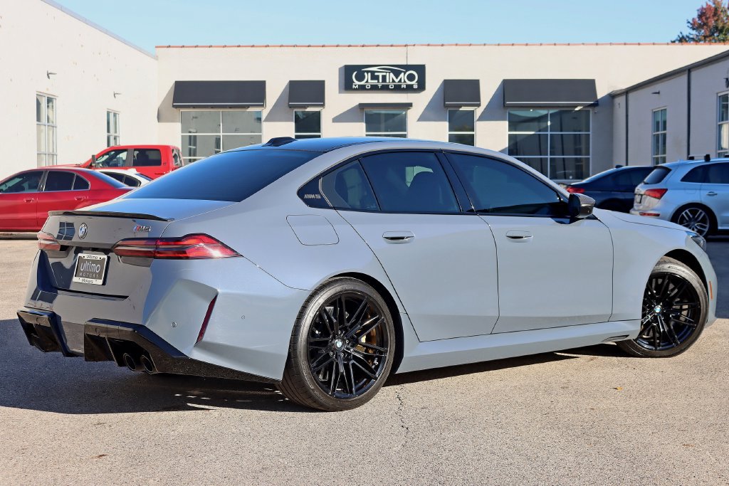Used 2025 BMW M5 w/ Carbon Package AWD/4WD image 55