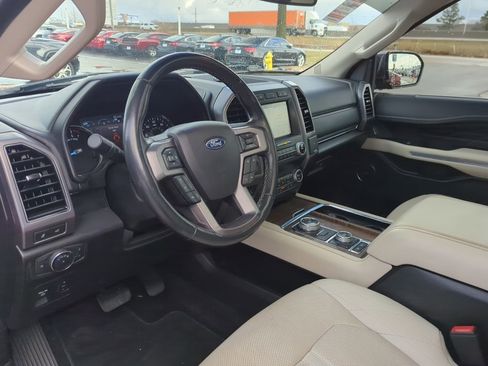 Used 2019 Ford Expedition Max Platinum image 13