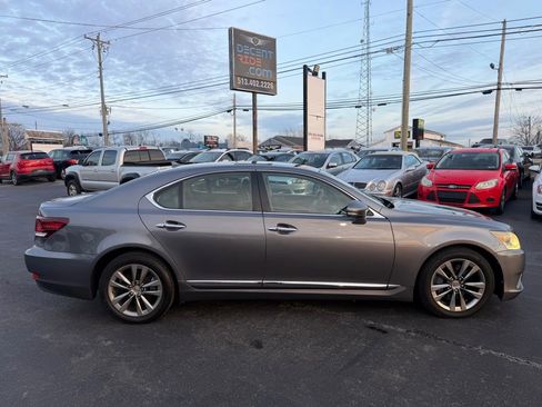 Used 2013 Lexus LS 460 AWD image 2