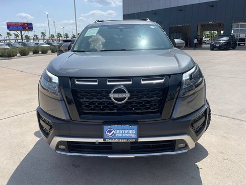 Used 2025 Nissan Pathfinder Rock Creek AWD/4WD image 2