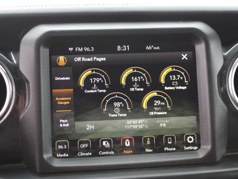 Used 2022 Jeep Wrangler Unlimited Sahara AWD/4WD image 28