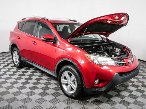 Used 2013 Toyota RAV4 XLE image 31