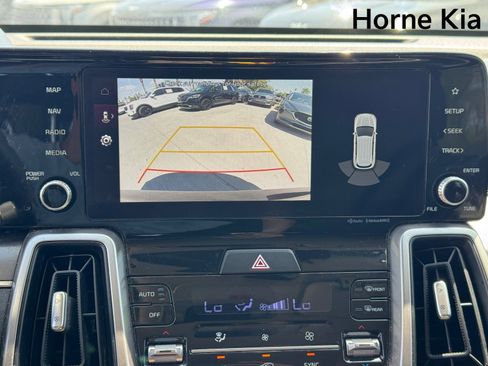 Certified 2022 Kia Sorento S FWD image 23