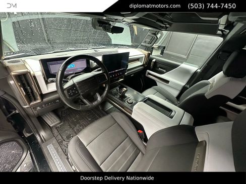 Used 2024 GMC Hummer EV 3X image 16