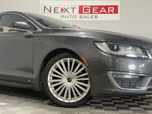 Used 2017 Lincoln MKZ Reserve w/ Technology Package FWD image 5