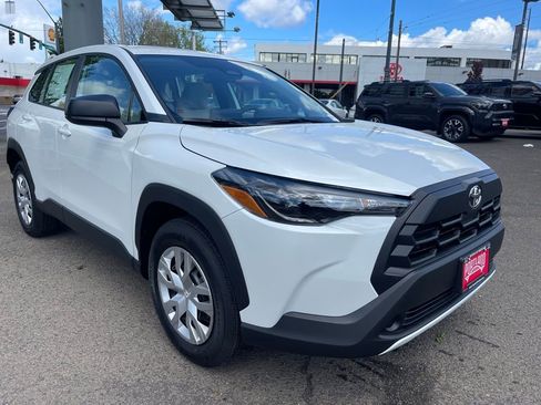 New 2026 Toyota Corolla Cross L AWD/4WD image 2