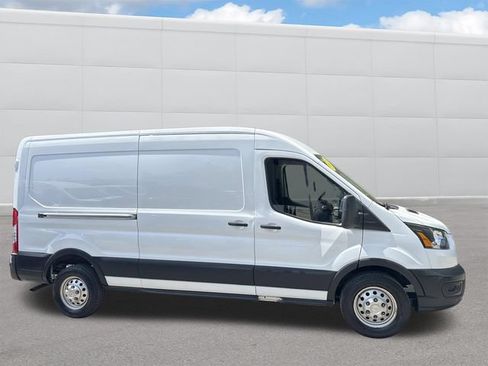 Used 2023 Ford Transit 250 Medium Roof AWD image 3