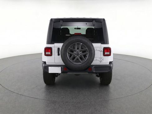 Used 2025 Jeep Wrangler Unlimited Sport AWD/4WD image 7