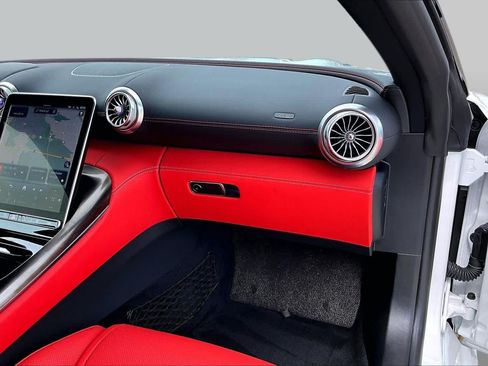 Used 2026 Mercedes-Benz SL 43 AMG image 17