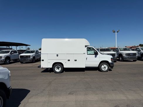 New 2026 Ford E-350 and Econoline 350 Super Duty w/ Power Equipment Group image 2