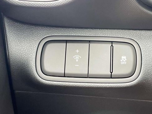 New 2026 Hyundai Venue SEL image 39