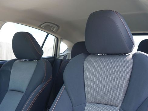 Used 2019 Subaru Crosstrek 2.0i Premium AWD/4WD image 11