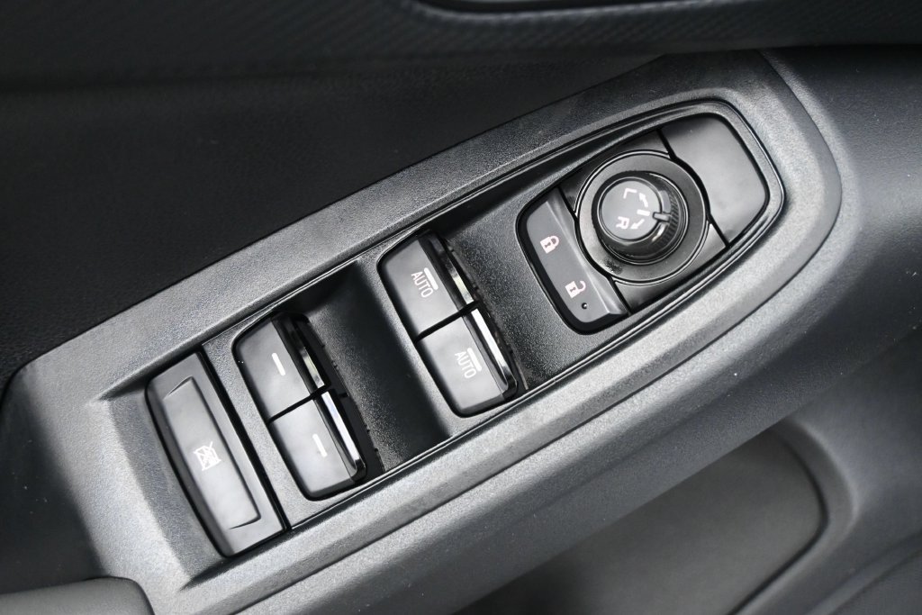 Used 2024 Subaru Crosstrek 2.0i Premium AWD/4WD image 4